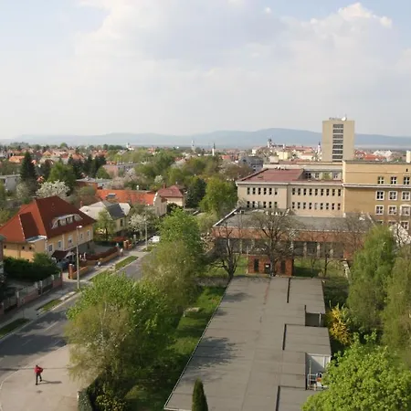 Albergue Pannon Egyetem - Kozponti Kollegium