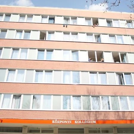 Albergue Pannon Egyetem - Kozponti Kollegium *
